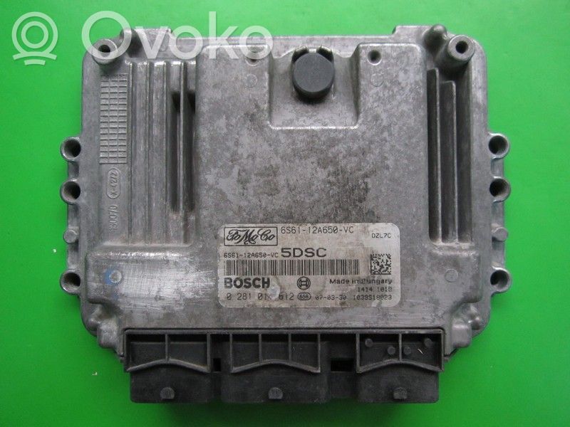 Ford Fiesta Unidad de control/módulo ECU del motor 