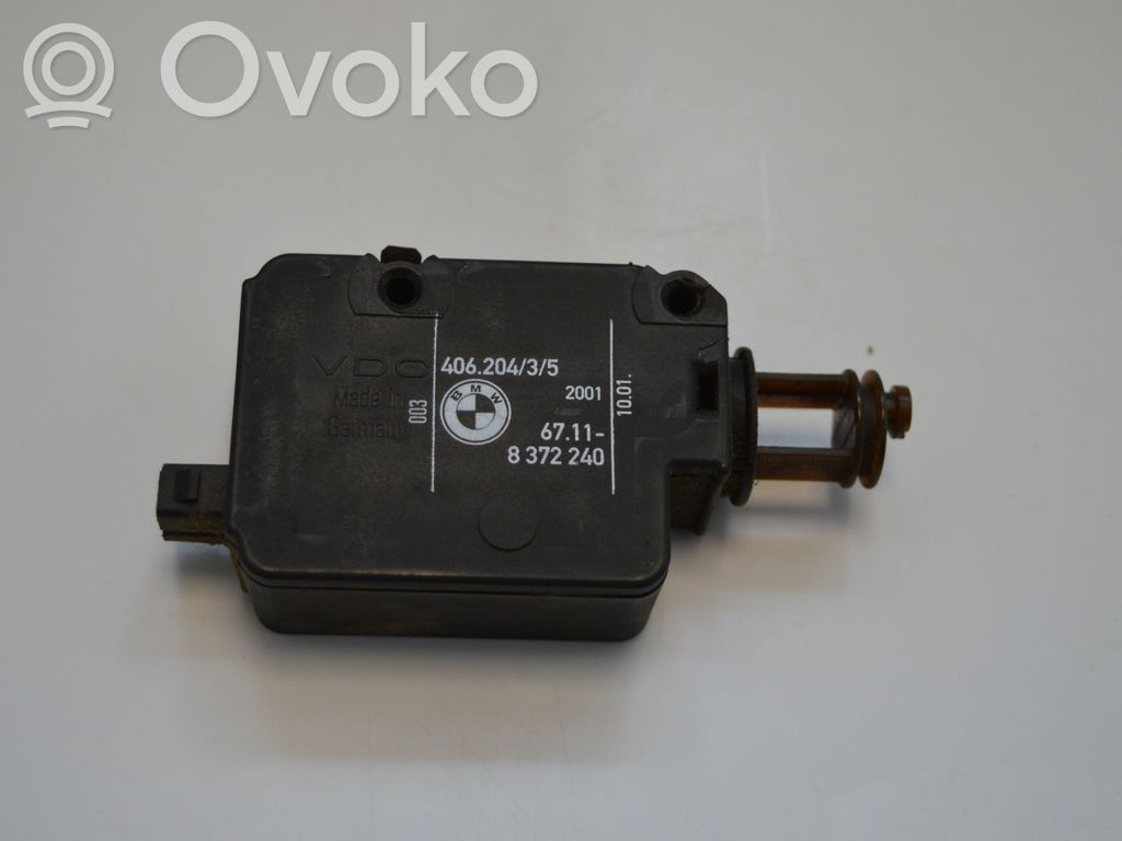 BMW 3 E46 Motor de la tapa sellante del depósito de combustible 