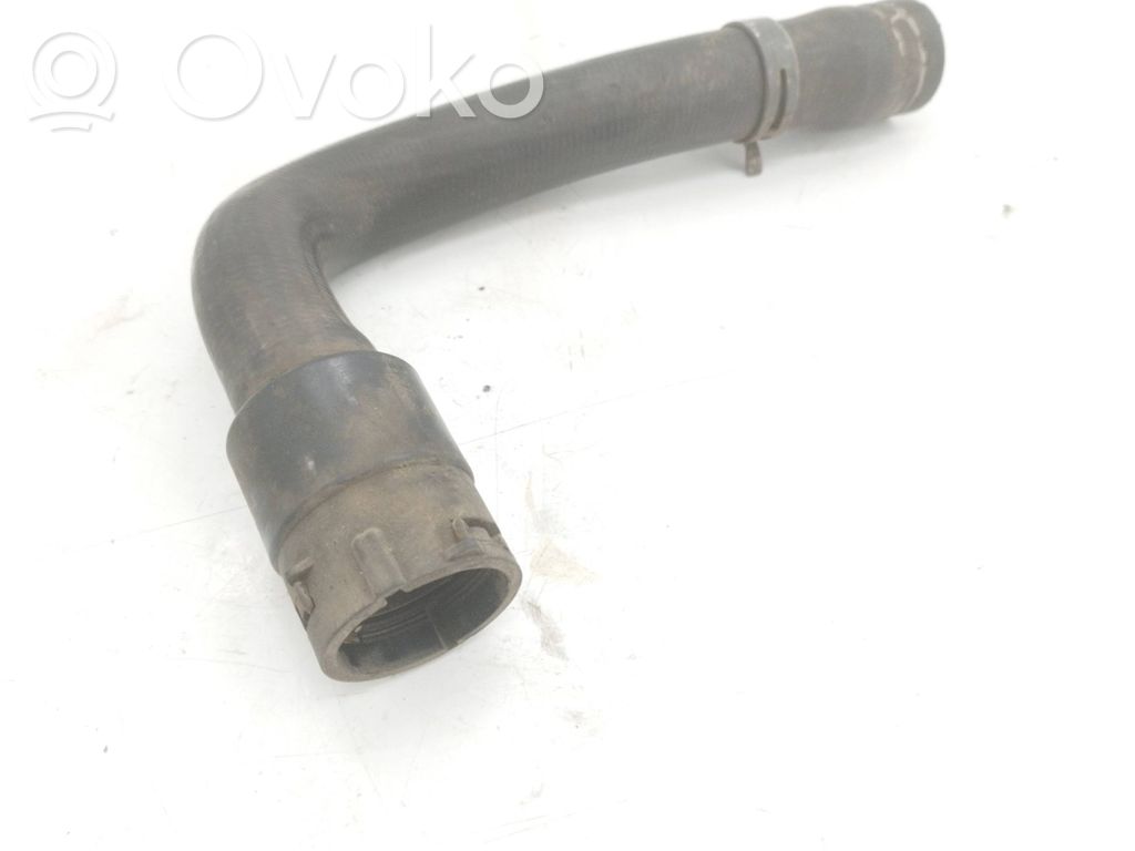 Audi A4 S4 B5 8D Engine coolant pipe/hose 