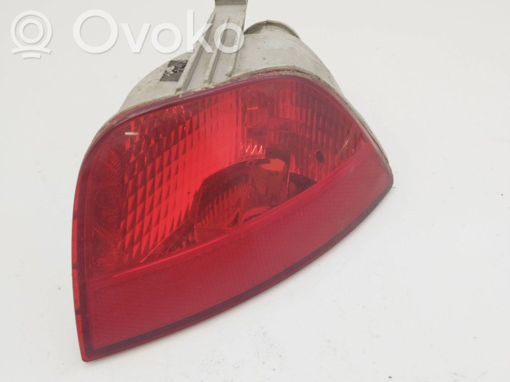 Ford Focus Miglas lukturis aizmugurē 