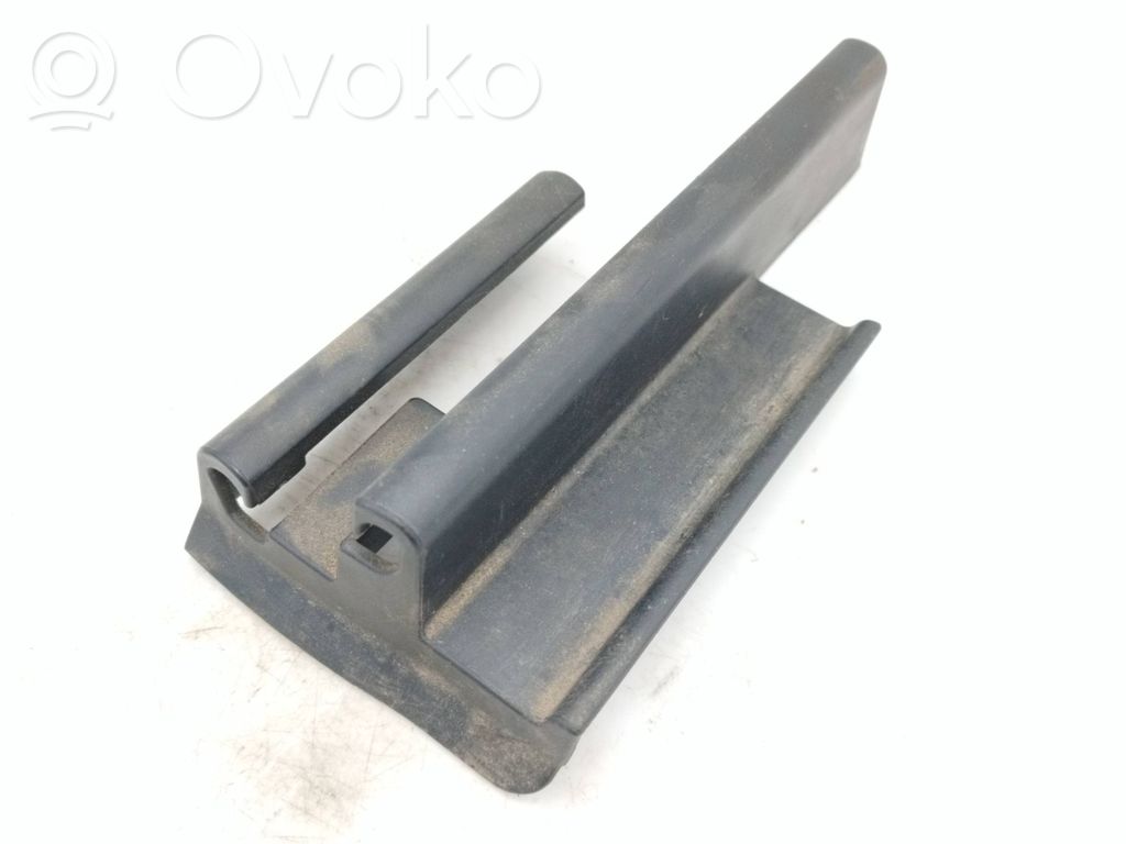 BMW 5 E60 E61 Kita salono detalė 