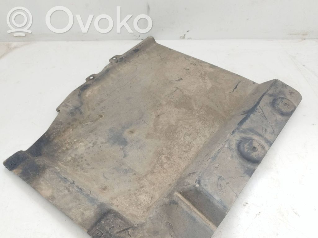 Engine splash shield/under tray   51164310,3403299