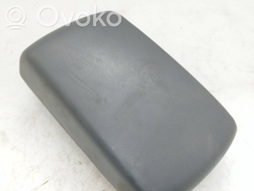 Mazda 3 I Armrest 