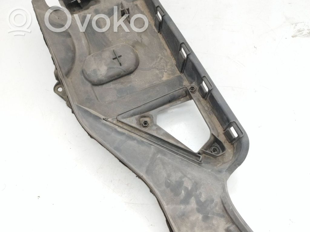 BMW 5 E60 E61 Sonstiges Einzelteil Motorraum 