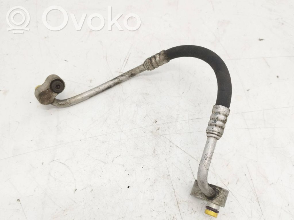BMW 3 E46 Air conditioning (A/C) pipe/hose 