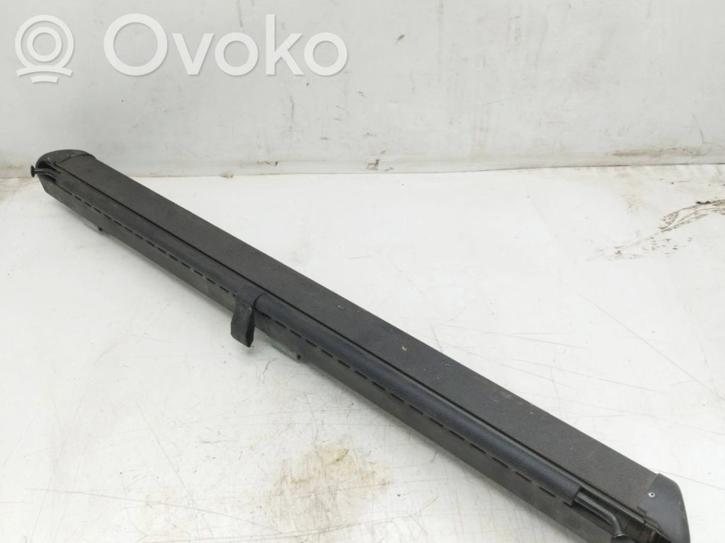 Audi A4 S4 B5 8D Bagažinės pertvara 