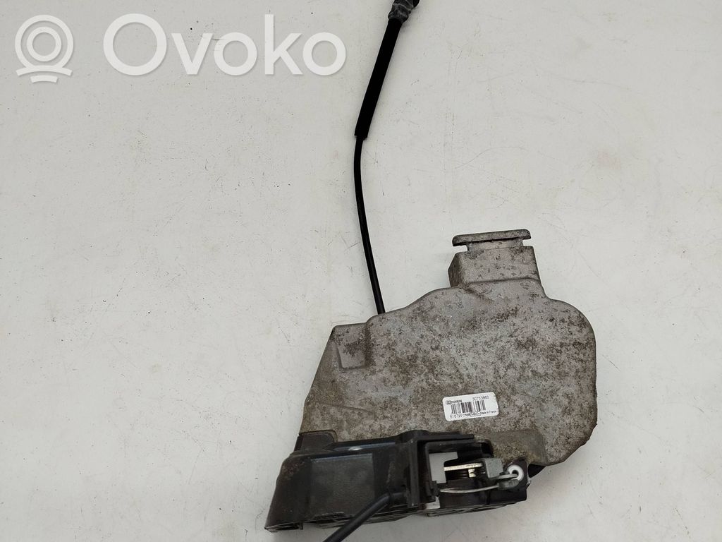Volvo V50 Rear door lock 