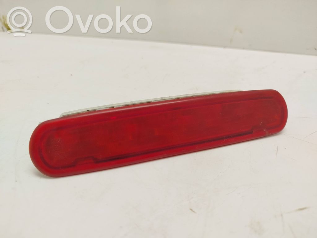 Opel Combo D Third/center stoplight 