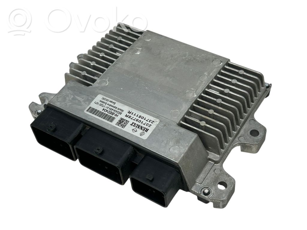 Renault Megane IV Engine control unit/module 