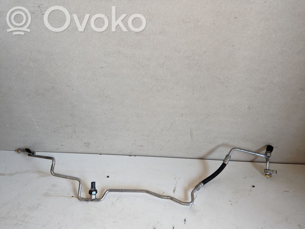 Air conditioning (A/C) pipe/hose