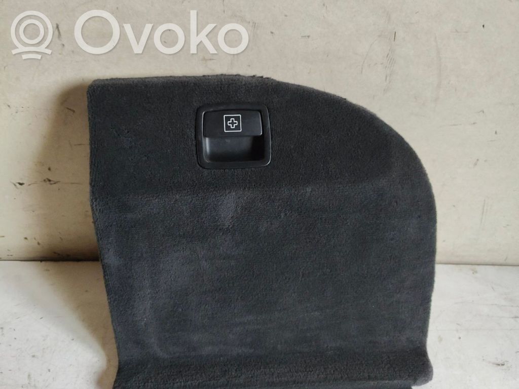 Trunk/boot side trim panel   7050368