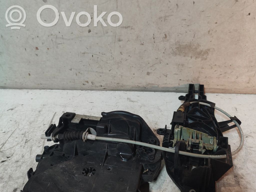 Rear door lock   7060296,030609
