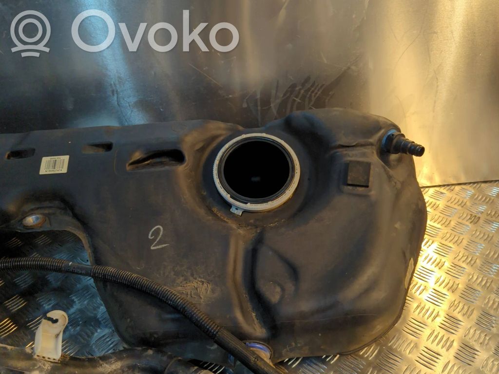 BMW 1 E81 E87 Fuel tank 