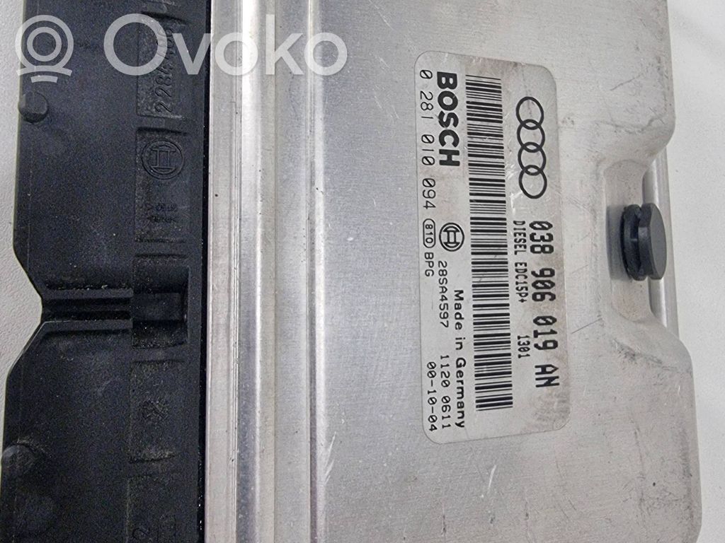 Audi A4 S4 B5 8D Engine control unit/module 
