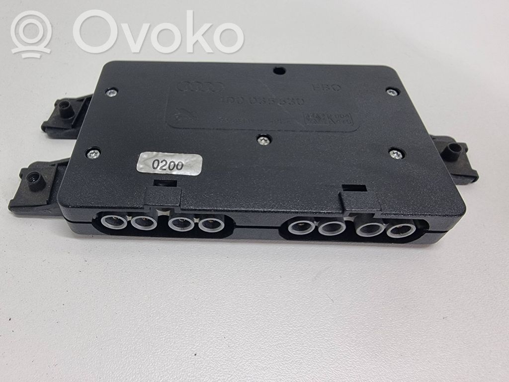 Audi A6 S6 C5 4B Antenos stiprintuvas 