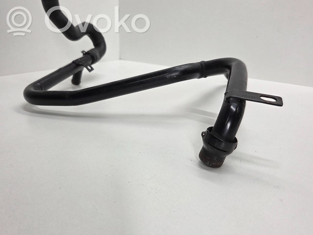 Audi A4 S4 B5 8D Engine coolant pipe/hose 