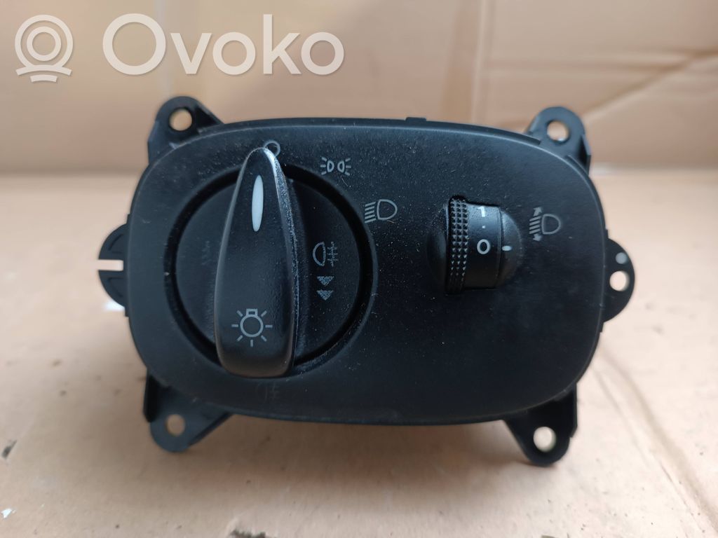 Lukturu slēdzis   YC1T13A024EB