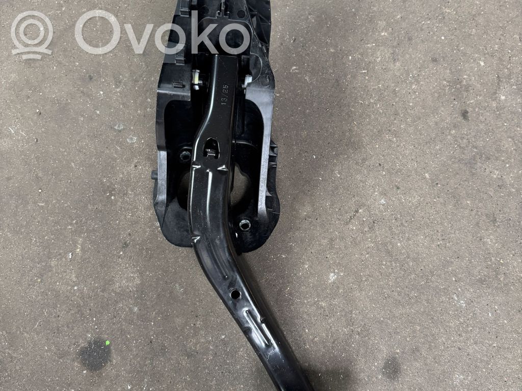 BMW 5 F10 F11 Kytkinpoljin 