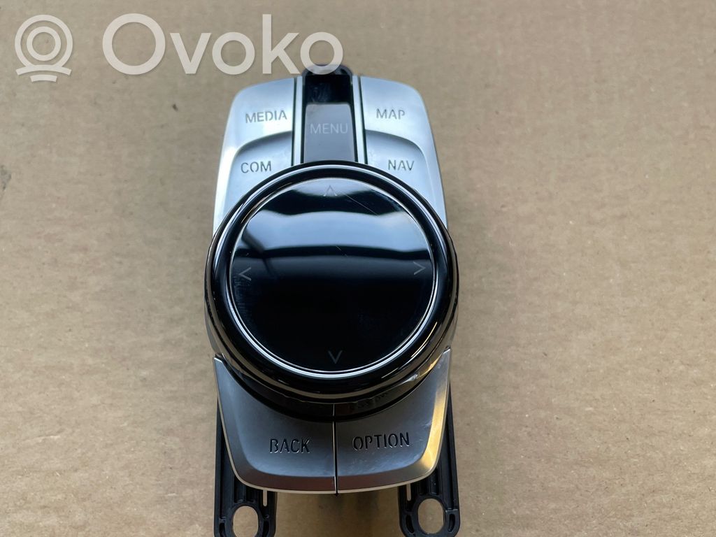 BMW 7 G11 G12 Head unit multimedia control 