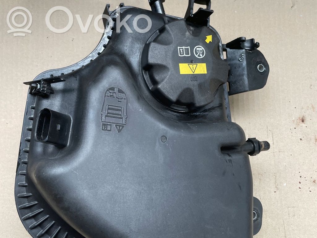 BMW 7 G11 G12 Vas expansiune/rezervor lichid de răcire 