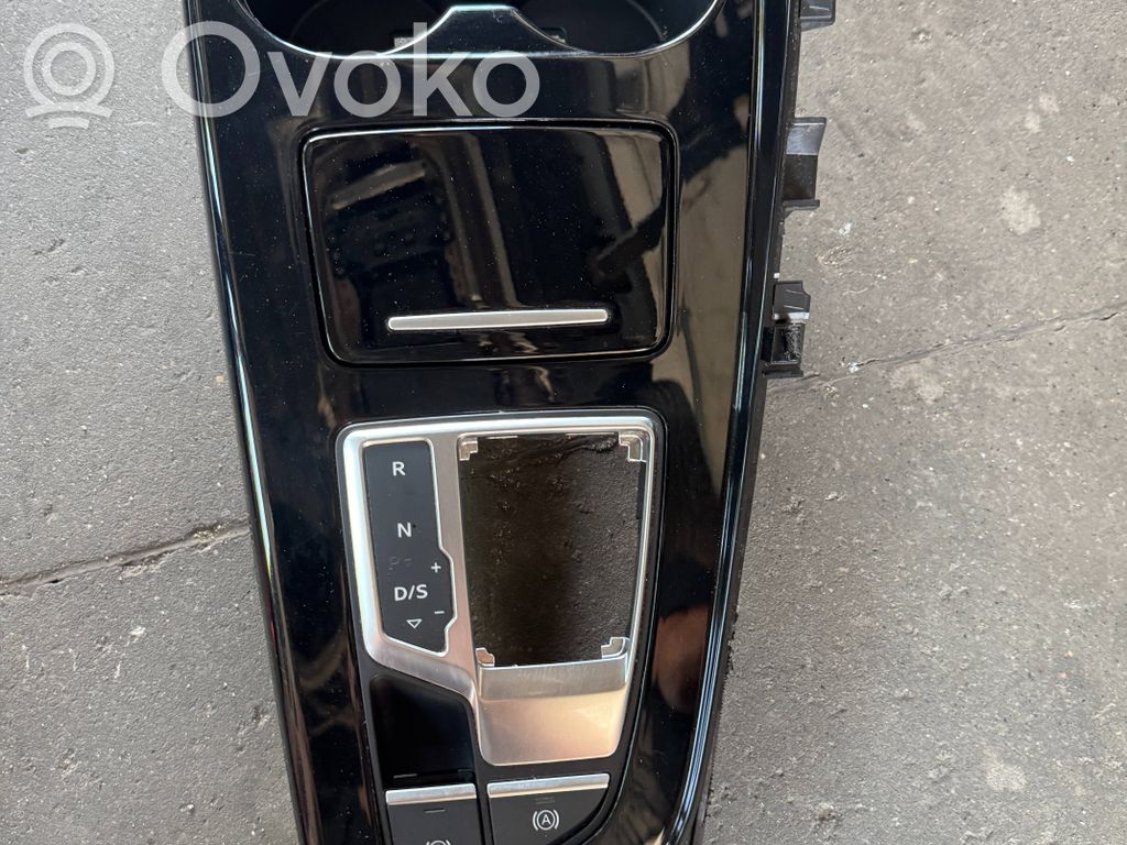Audi A5 Kita salono detalė 