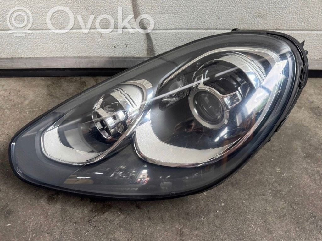 Porsche Cayenne (92A) Scheinwerfer 