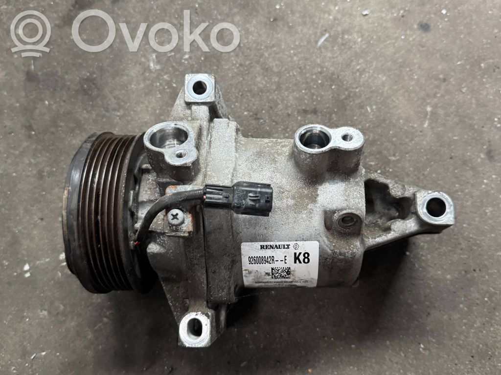 Renault Express Air conditioning (A/C) compressor (pump) 