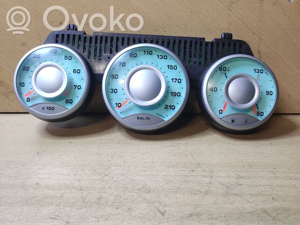Citroen C8 Speedometer (instrument cluster) 