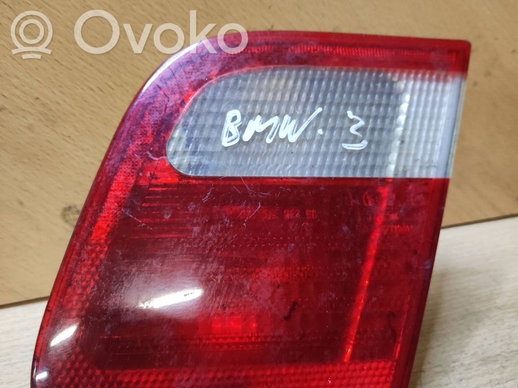 BMW 3 E46 Tailgate rear/tail lights 