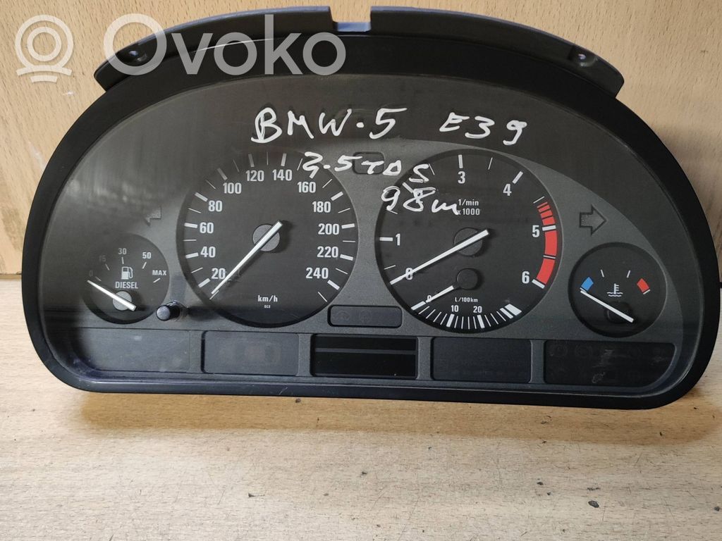BMW 5 E39 Spidometrs (instrumentu panelī) 