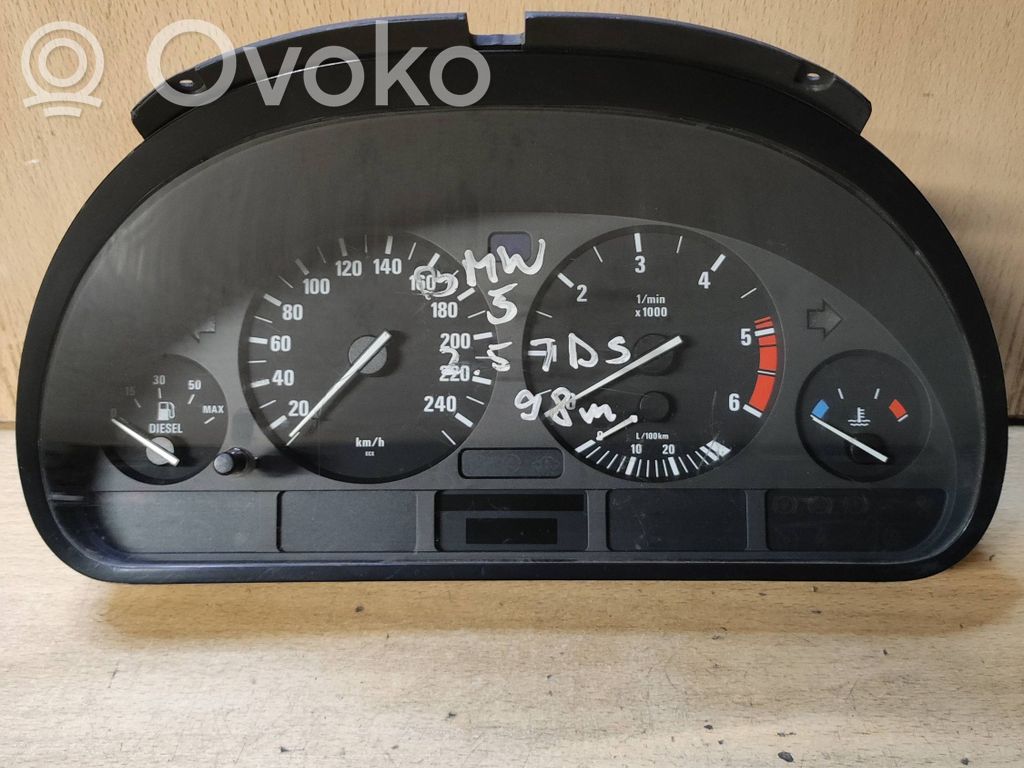 BMW 5 E39 Speedometer (instrument cluster) 