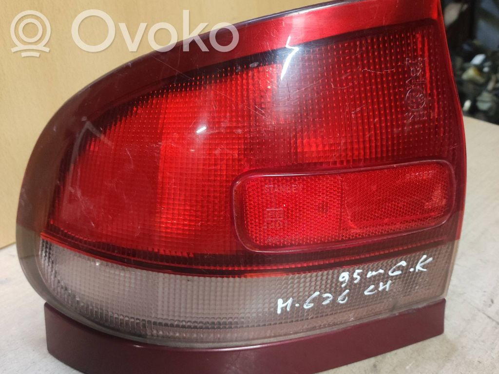Mazda 626 Feux arrière / postérieurs 
