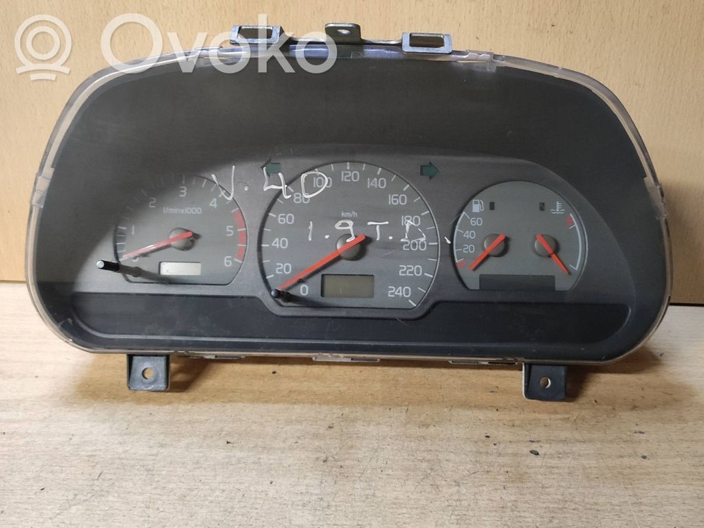 Volvo S40, V40 Speedometer (instrument cluster) 