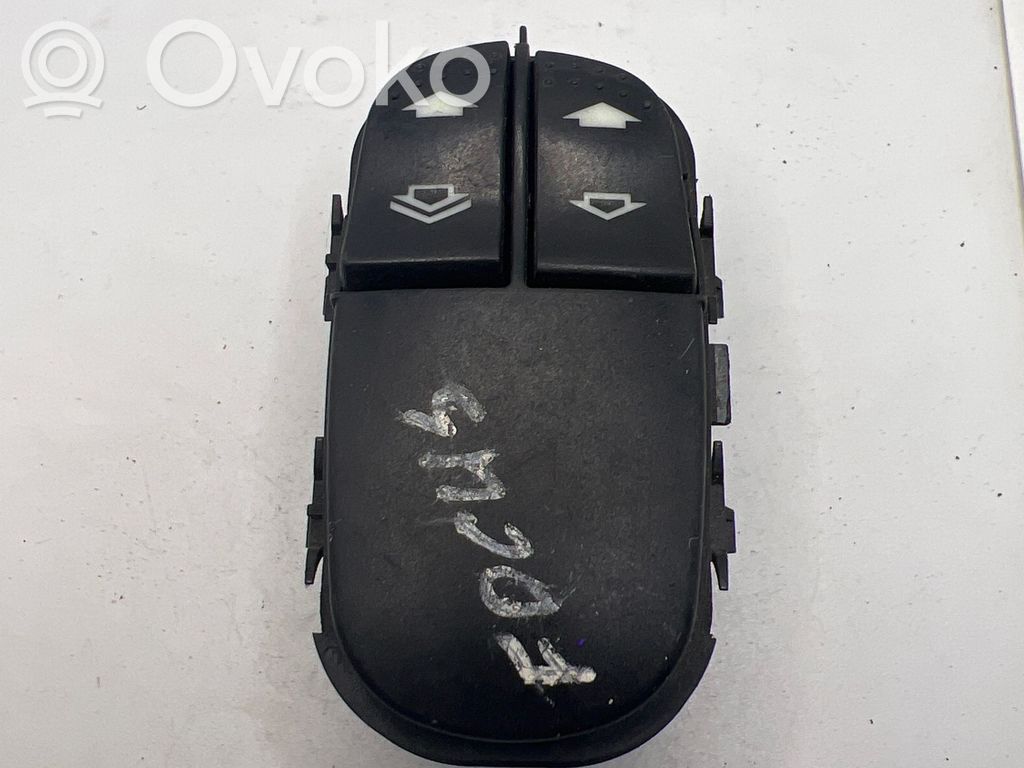 Ford Focus Electric window control switch 