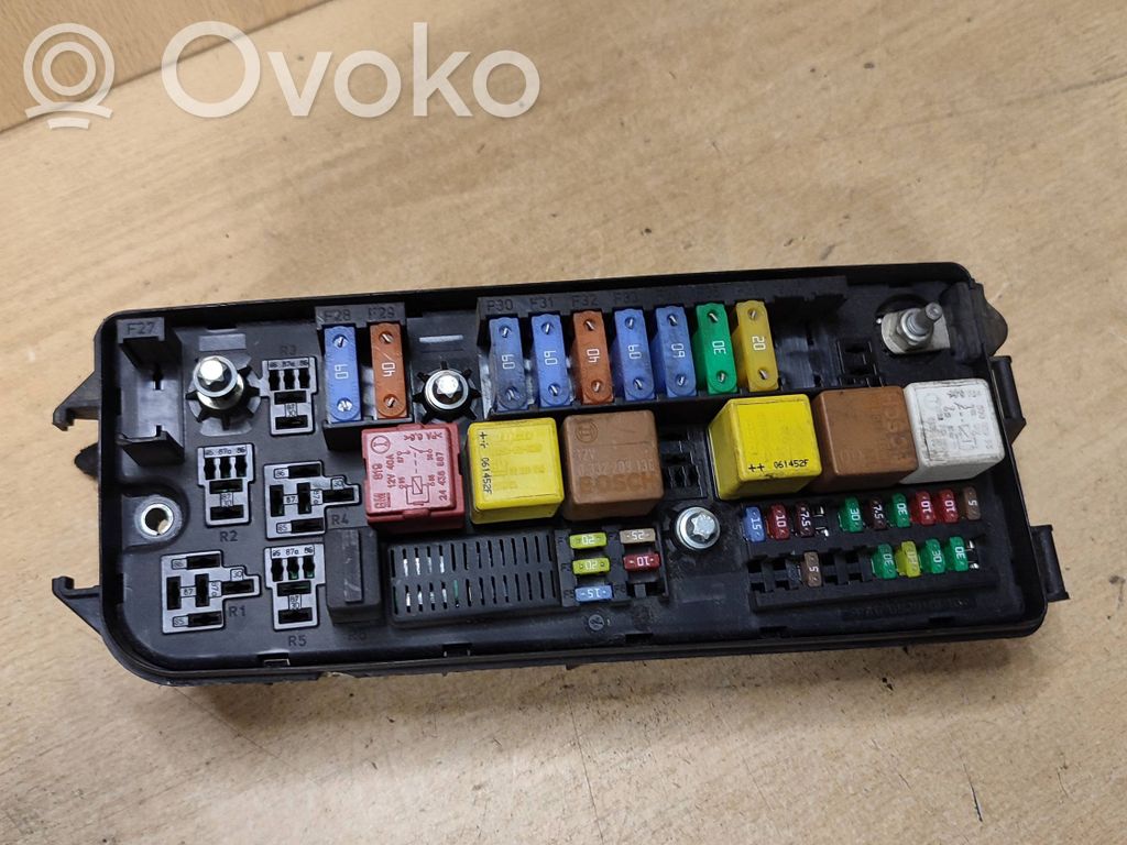 Opel Vectra C Fuse module 
