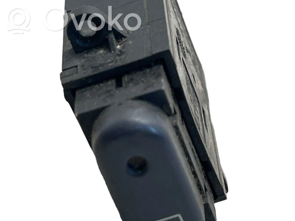 Renault Espace III Windscreen/window heater switch 
