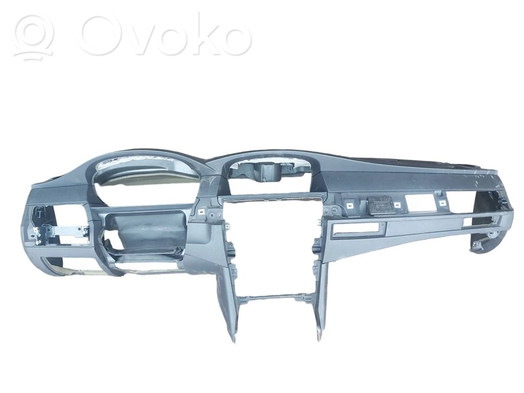 BMW 5 E60 E61 Panelė 