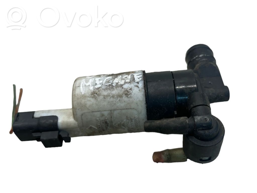 Renault Megane I Windscreen/windshield washer pump 