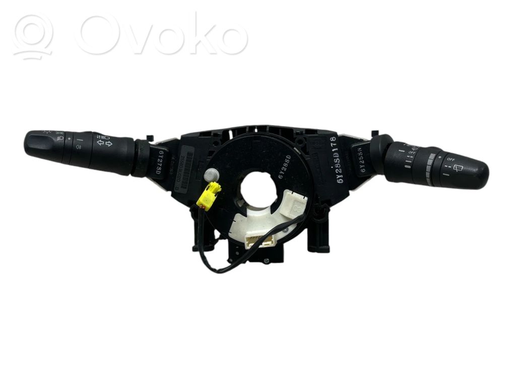 Nissan Note (E11) Commodo, commande essuie-glace/phare 