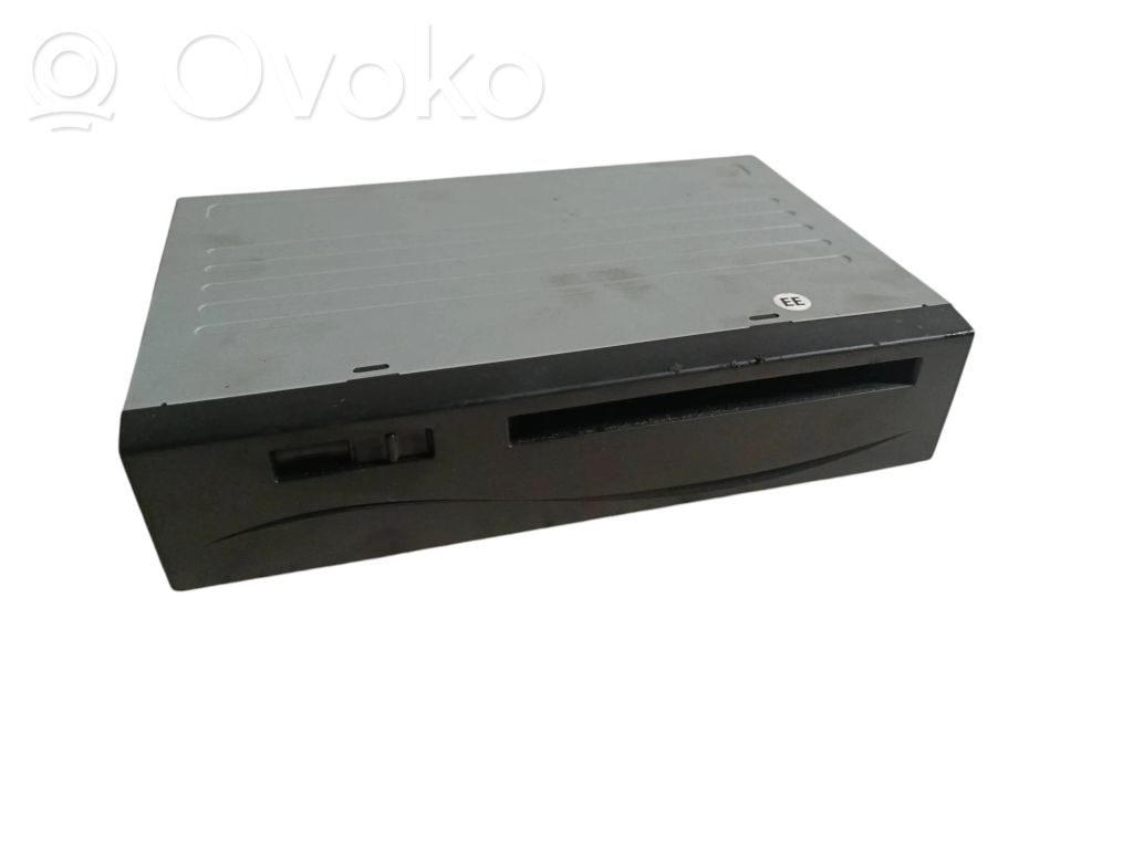 Toyota Avensis T250 Navigation unit CD/DVD player 