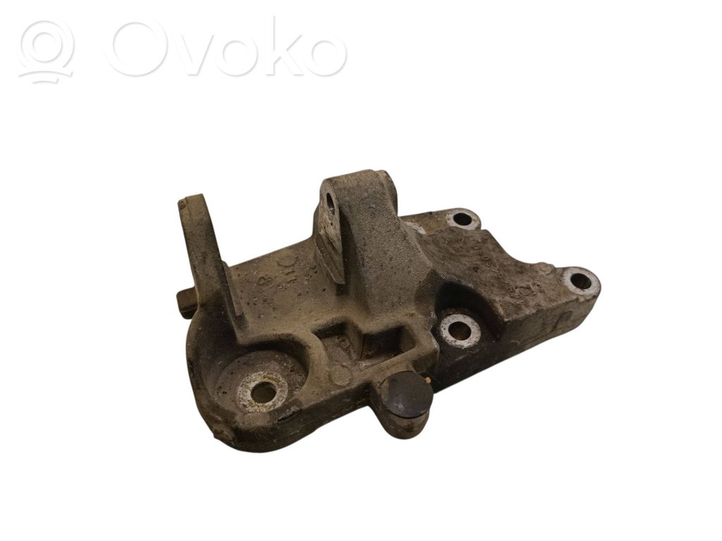 Peugeot Expert Engine mounting bracket 