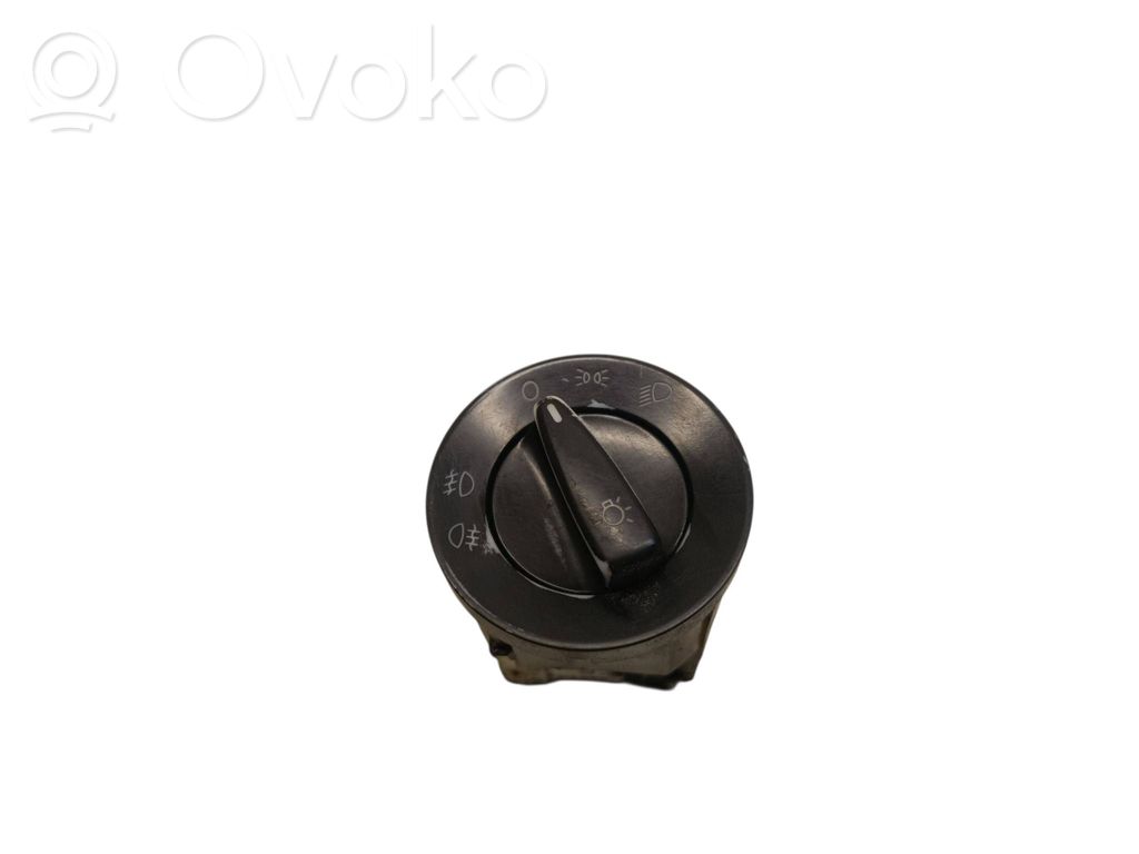 Lichtschalter   3B0941531C,0405200