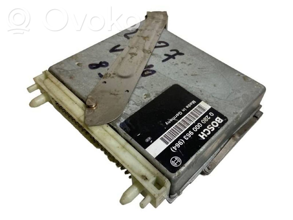 Volvo 850 Engine control unit/module 