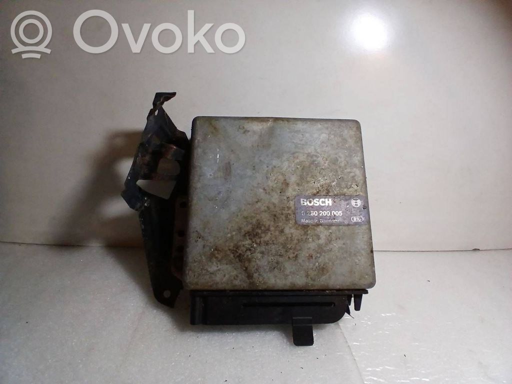 Unidad de control/módulo del motor   0260200005