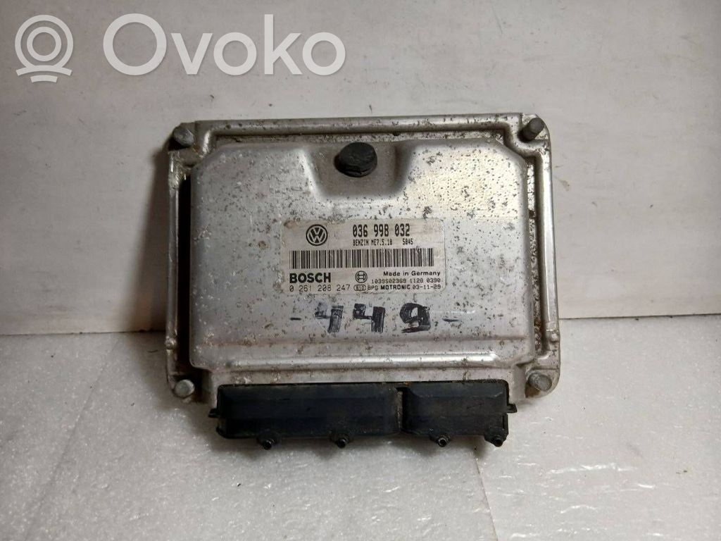 Volkswagen Golf IV Engine control unit/module 