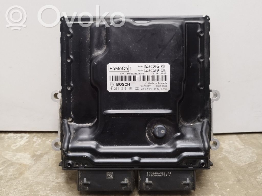 Ford Explorer VI Engine control unit/module 