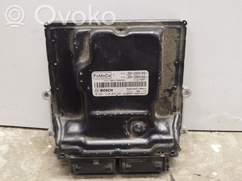 Ford Explorer VI Engine control unit/module 