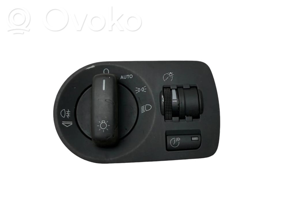 Audi A3 S3 8P Light switch 