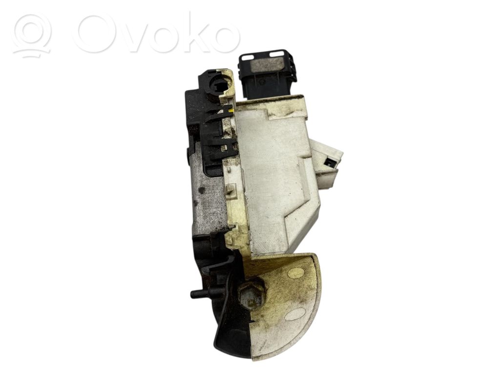 Peugeot Partner Rear door lock 
