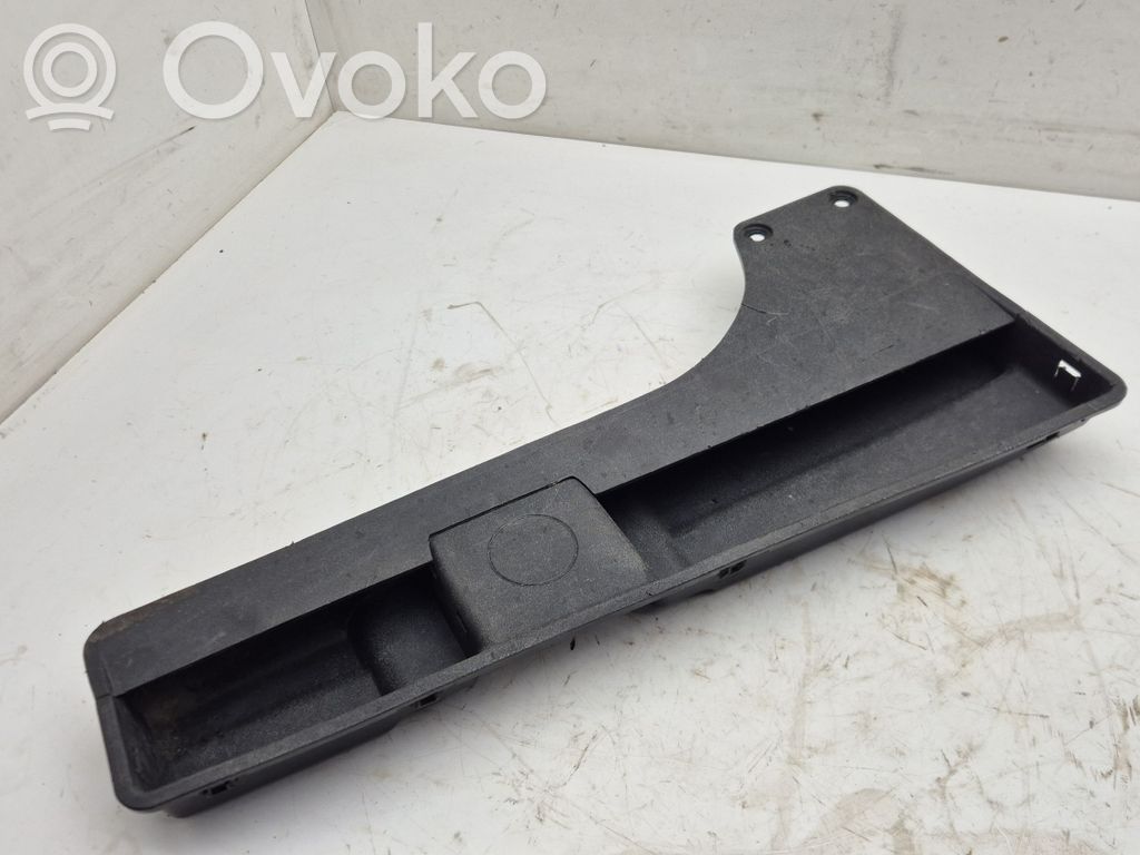 Opel Combo D Cita veida salona detaļa 